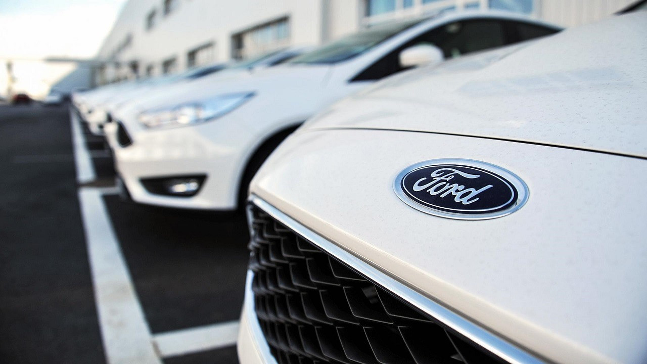 В автомобилях Ford можно будет просматривать рекламу во время движения